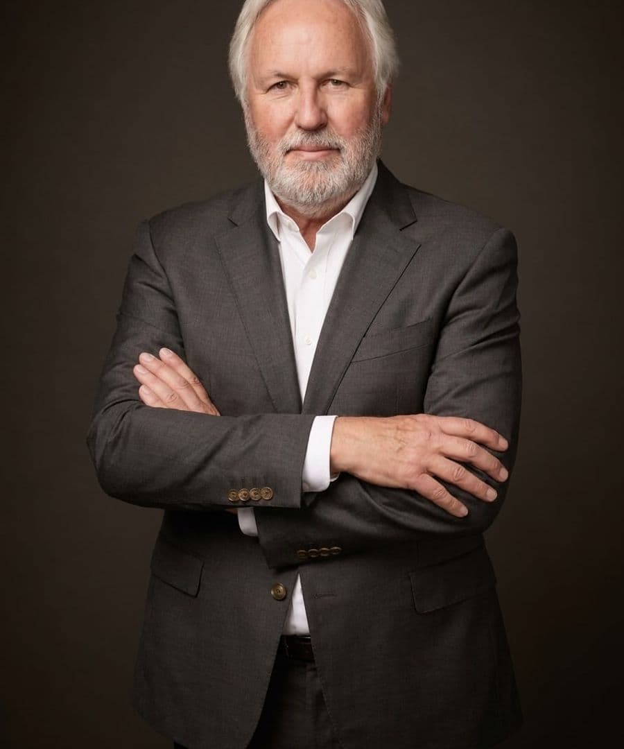 Mr. Arnold Stendahl